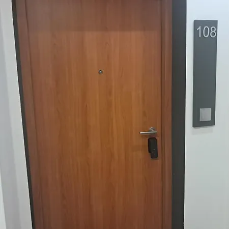 2-108 In Rc Cozy Wola, 32 Jana Kazimierza,petrovdoma Partments Warszawa