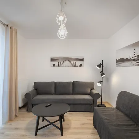Cozy Wola Apartment *