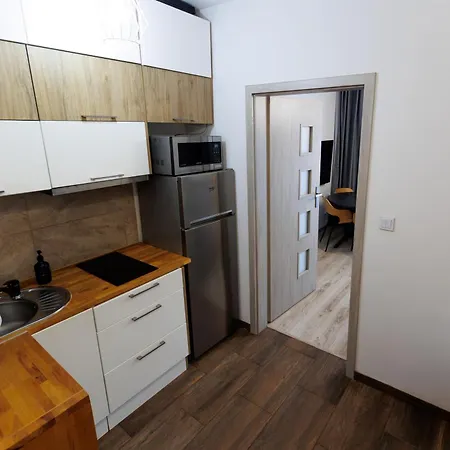 Apartment 2-108 Wola, Jana Kazimierza 32, Warsaw, Cozy View, Petrovdom