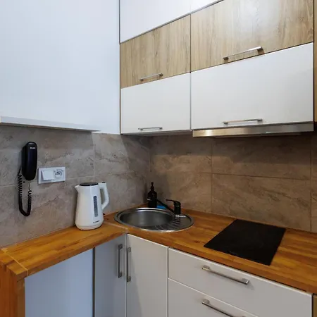 Petrovdom 2-108 In Cozy Wola, 32 Jana Kazimierza Apartament Warszawa