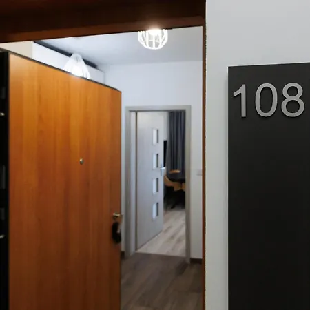 Petrovdom 2-108 In Cozy Wola, 32 Jana Kazimierza *